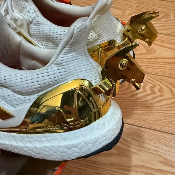 Adidas White and Gold Sneakers - Picture 6 of 7